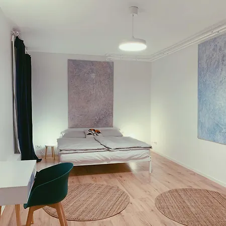Welcoming Generous In Berlin-kreuzberg Berlin